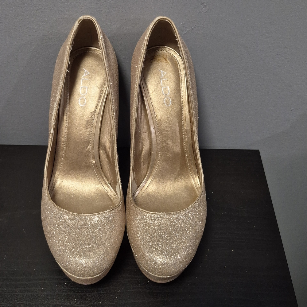 ALDO Women's Gold Glitter Heels